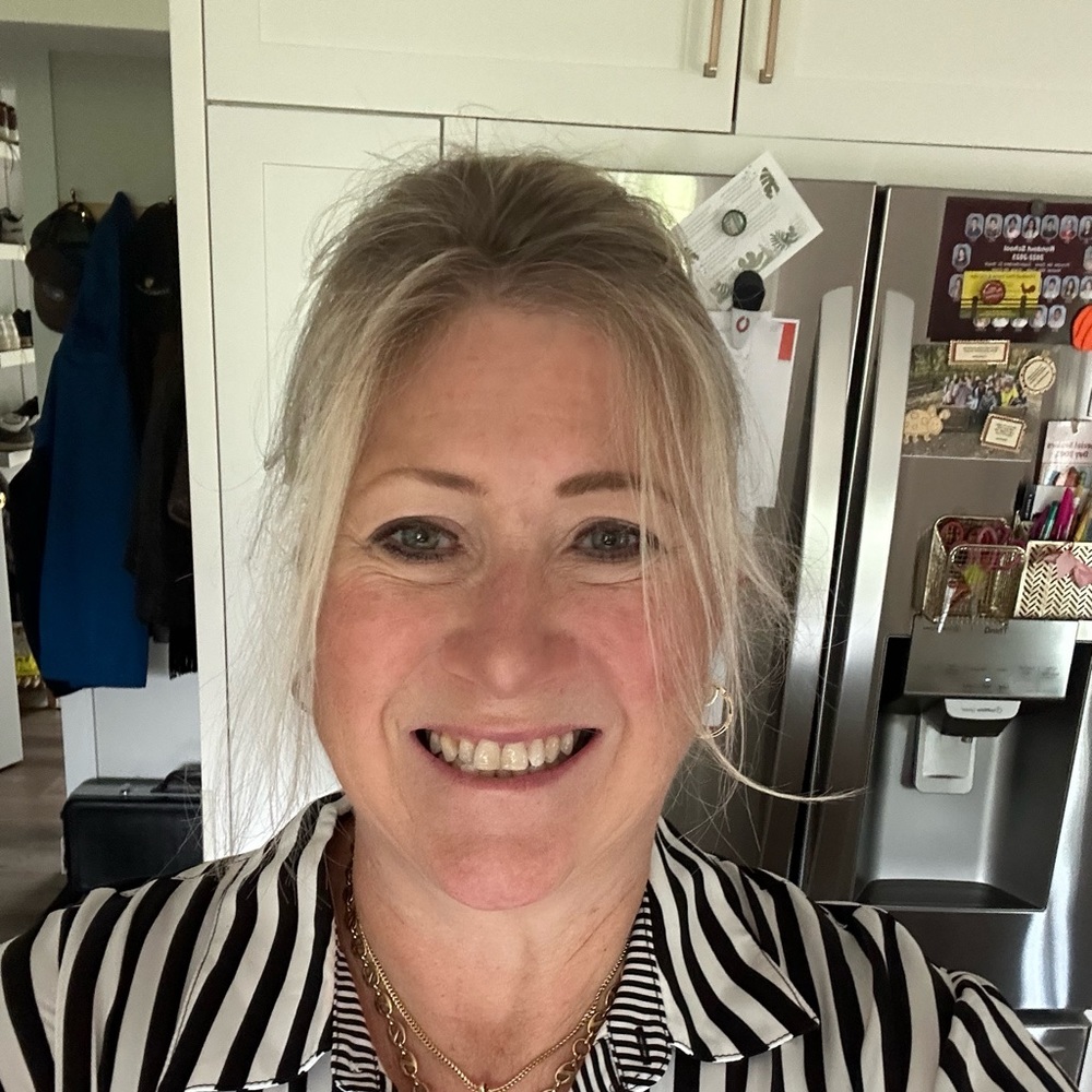 Meet your Posher, Cristina